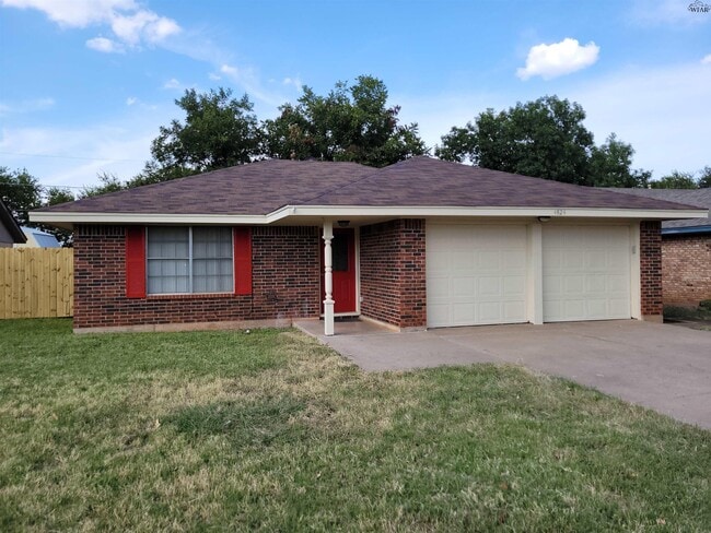 Building Photo - 4824 Big Bend Dr Rental