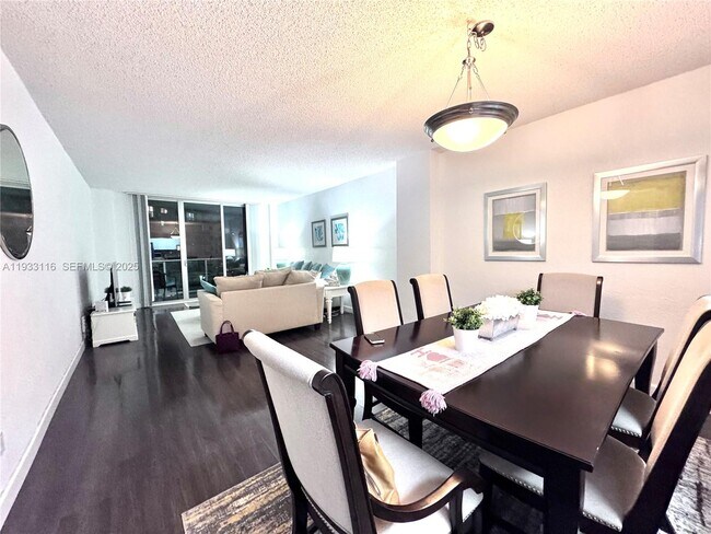 Photo - 19390 Collins Ave Unidad 422