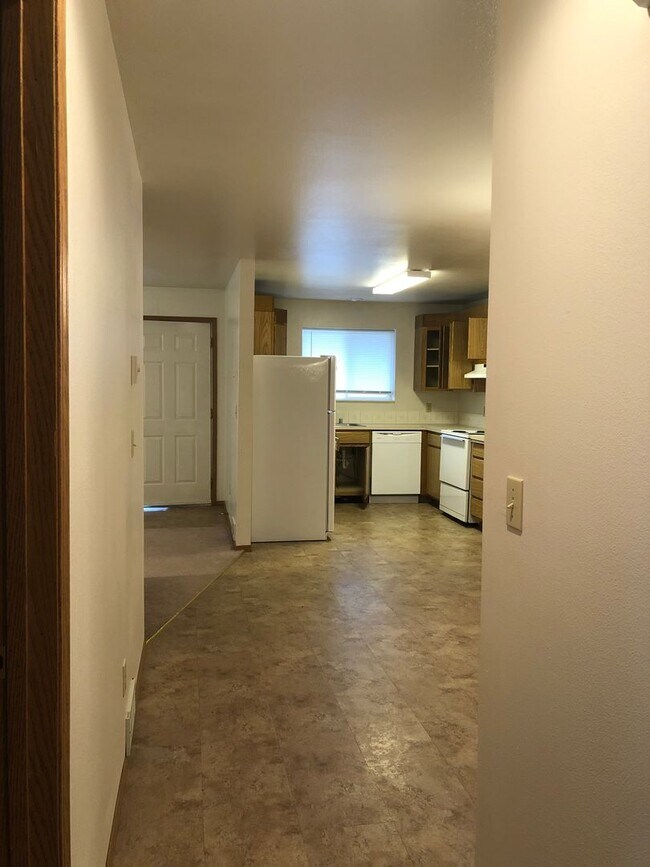 Photo - 1557 NW Turner Dr Unit D