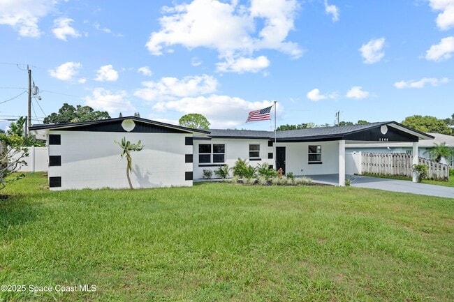 Photo - 1108 Vineland St House