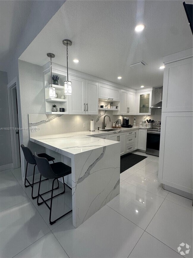 Building Photo - 541 SW 89th Ct Rental