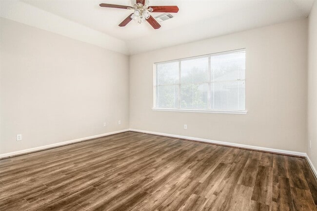 20719 Medallion Pointe Dr