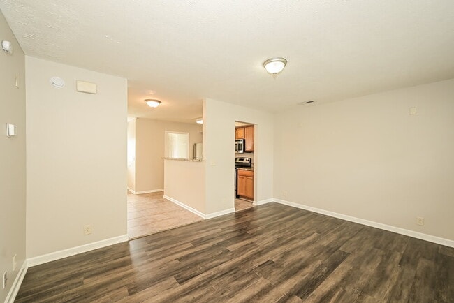 Photo - 1440 Westview Dr