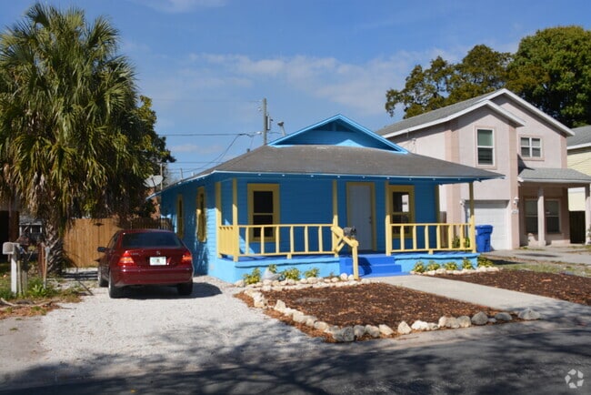 Building Photo - 2919 Fairfield Ave S Rental