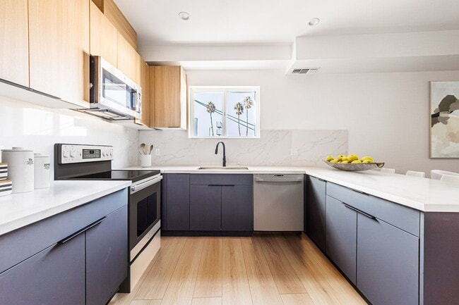 Photo - 13461 Beach Ave Unidad 13463.5