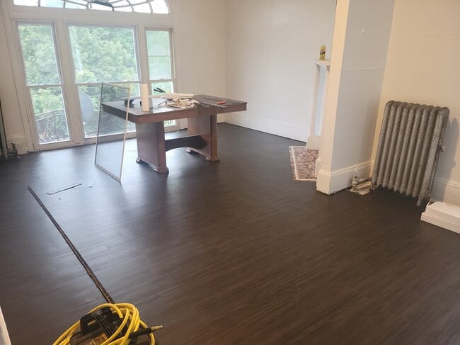 Building Photo - 8115 Wade Park Ave Unit #4