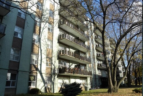 Photo - 100 Cosburn Ave