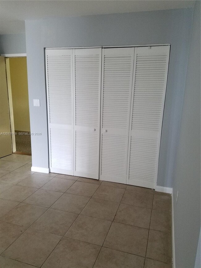 Photo - 16851 NE 23rd Ave Unit B301