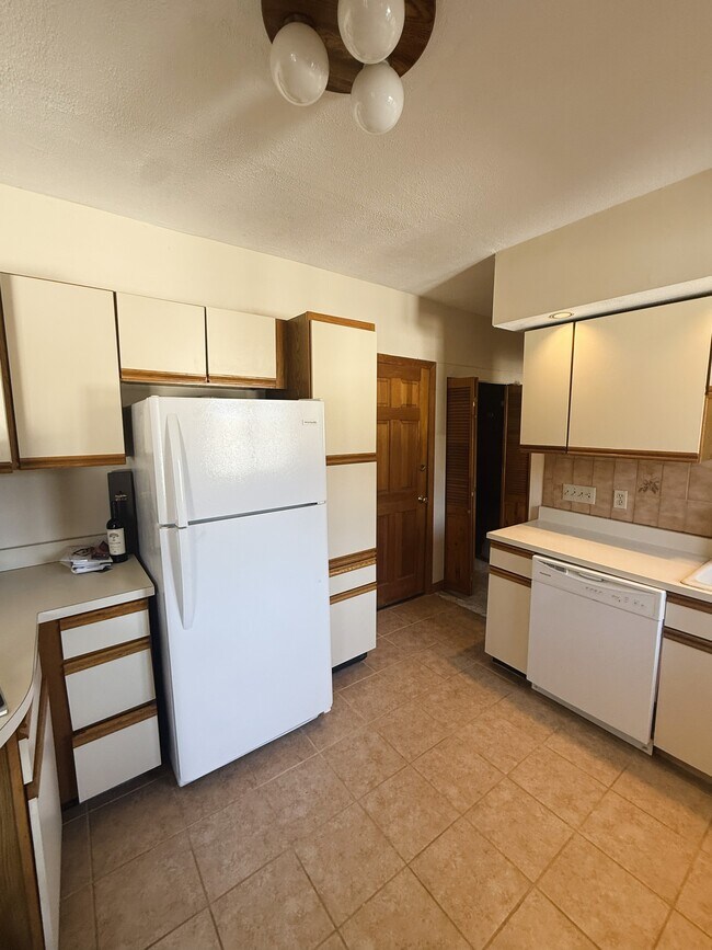 Photo - 5 Brewer St Unit Harvard Square 2-Bed