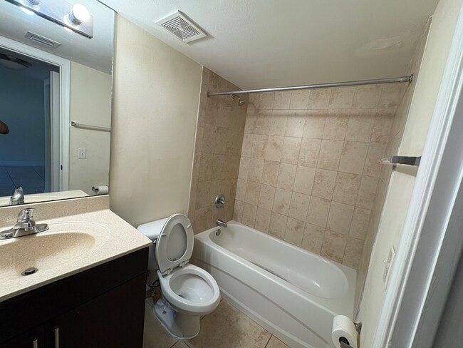 Photo - 6235 SW 47th Manor