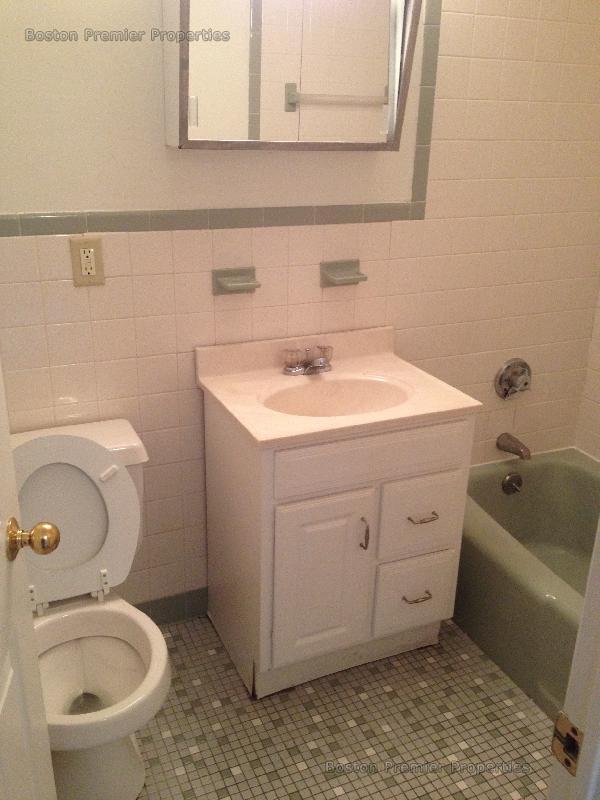 Photo - 182 Quincy Ave Unit 34