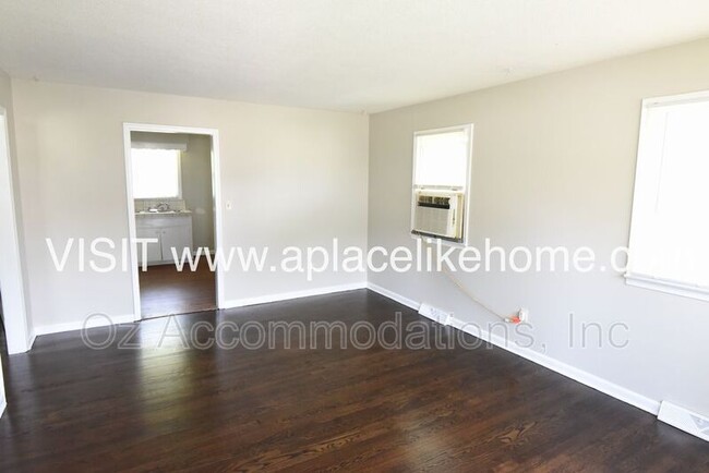 Photo - 2017 S 14th St