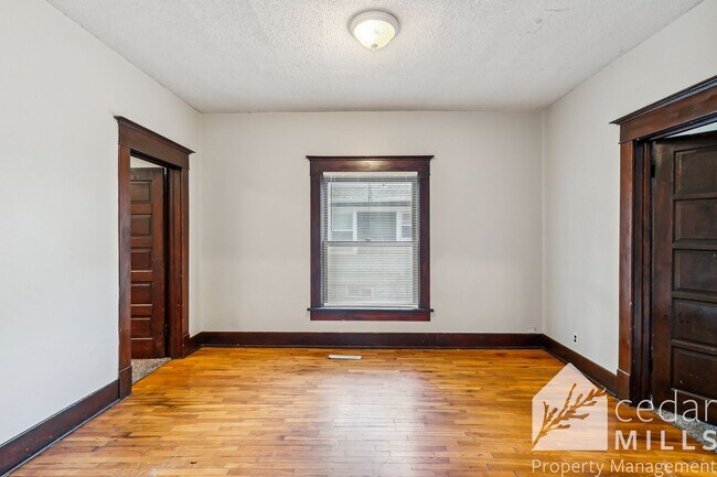 Photo - Holyoke, 1642 Unidad 1642 N. Holyoke