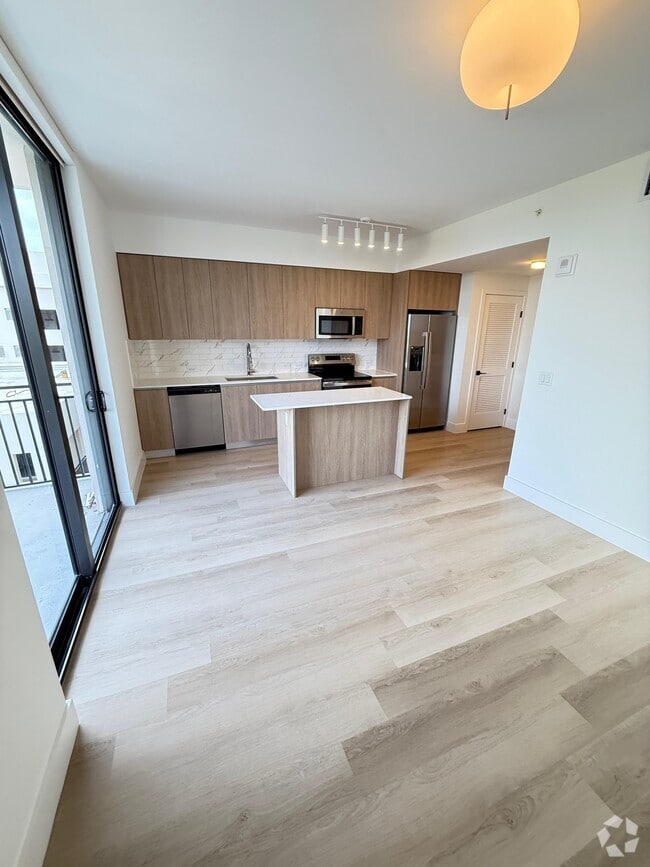 Building Photo - 2533 NE 183rd St Unit A17 Rental