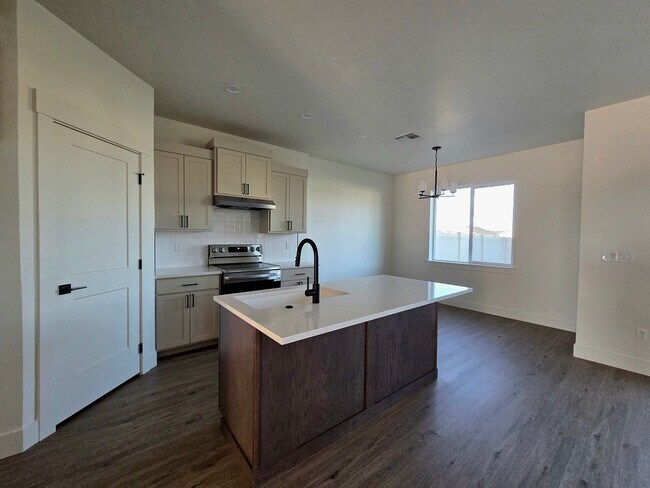 Photo - 4607 Highgarden Wy Unit Highgarden A