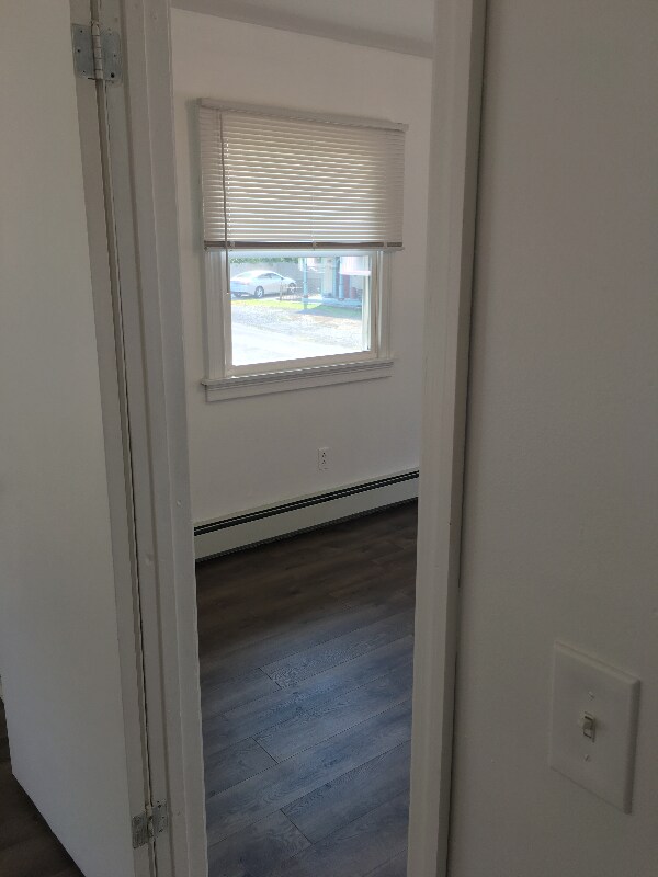 Photo - 1042 Main St