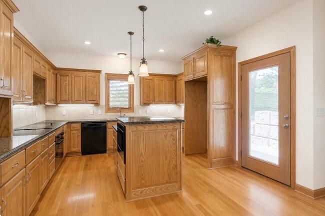 Photo - 10524 W 49th Pl