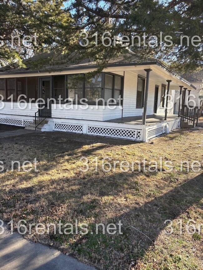 Building Photo - $950 - 3 bed 1 bath - Single Family Home