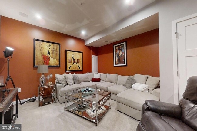 Photo - 950 Mississippi Ave SE