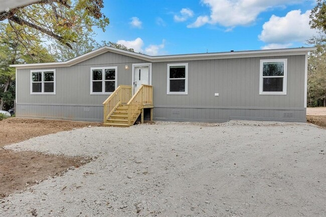 Photo - 211 Overhill Rd