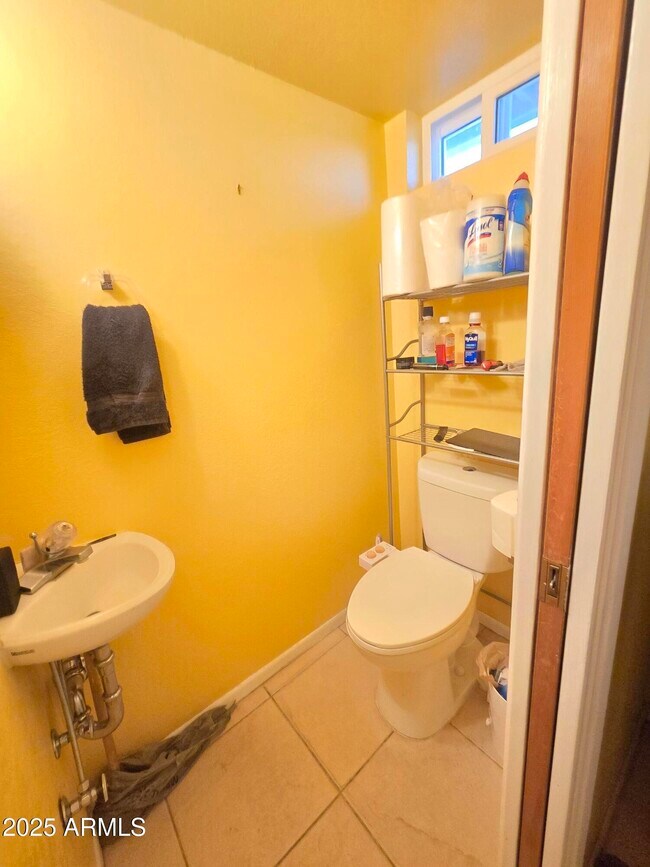 Photo - 1325 Heather Dr