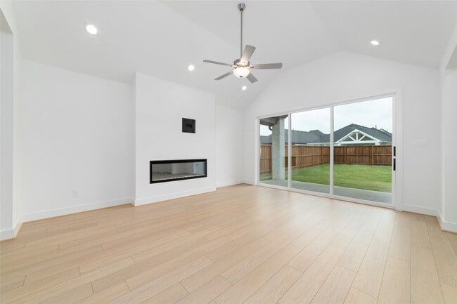 Photo - 5177 Enchanted Pne Ct