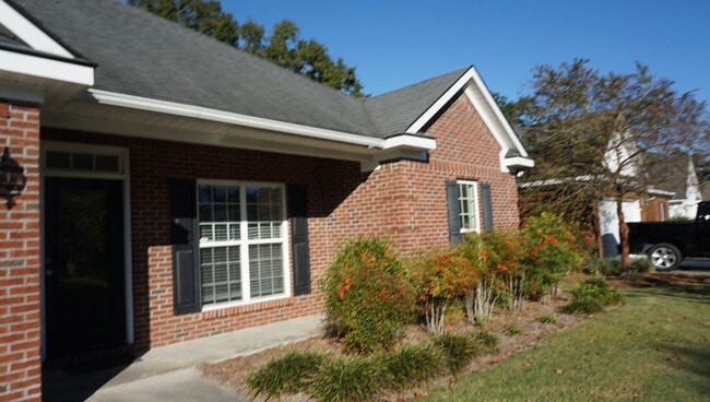 Building Photo - Beauty on Lenox