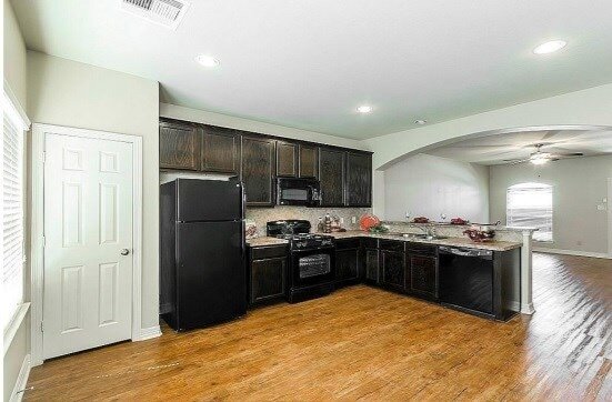 Photo - 49 Woodland Hills Dr Unit B