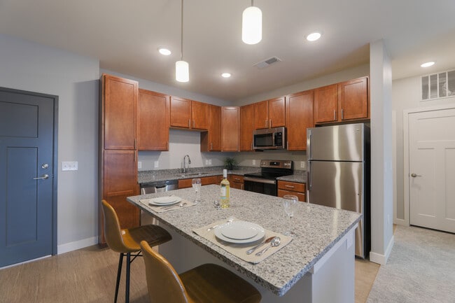 Photo - Summit Ridge