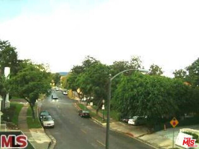 Photo - 10751 Wilshire Blvd