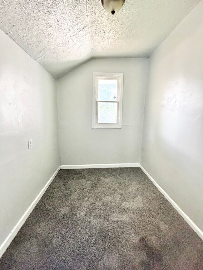 3627 Montgomery Rd Unit 3627-1