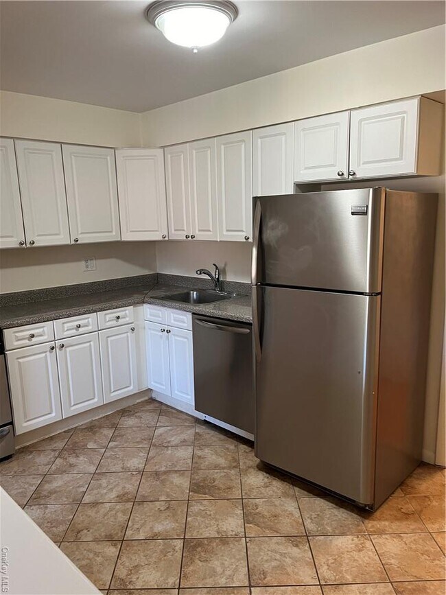 7 Darian Ct Condo Unit 2D Condo for Rent in Pomona, NY