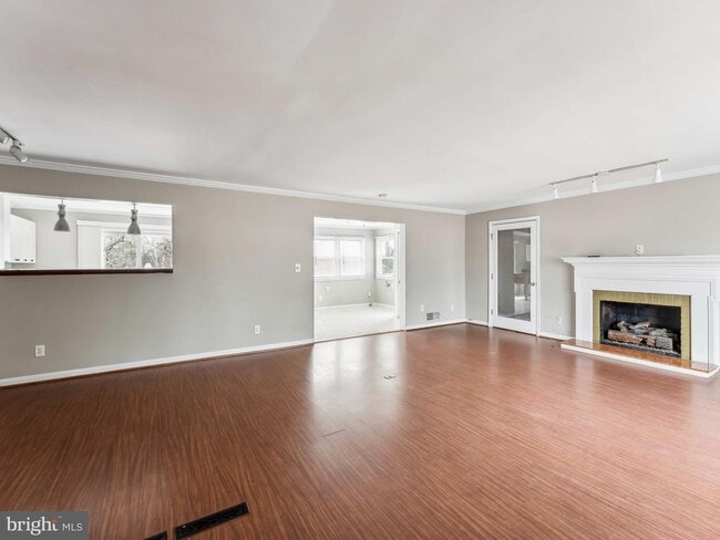 Photo - 3503 Maple Ct
