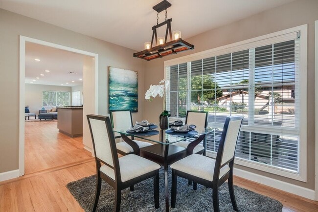 Photo - 2461 Plummer Ave