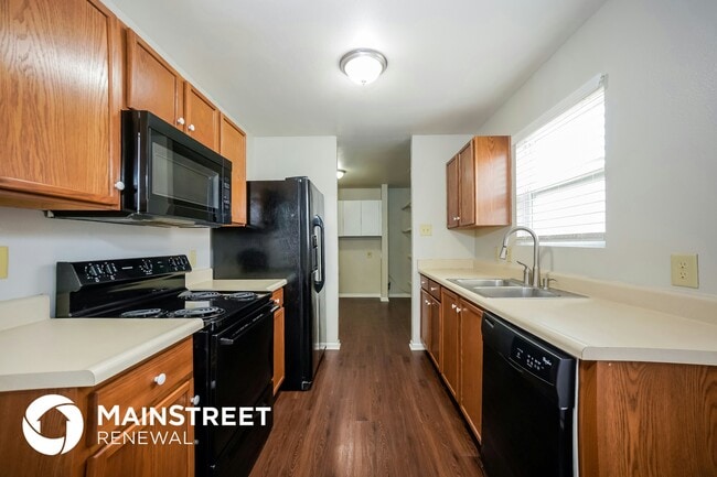 Photo - 1330 Central Park Dr