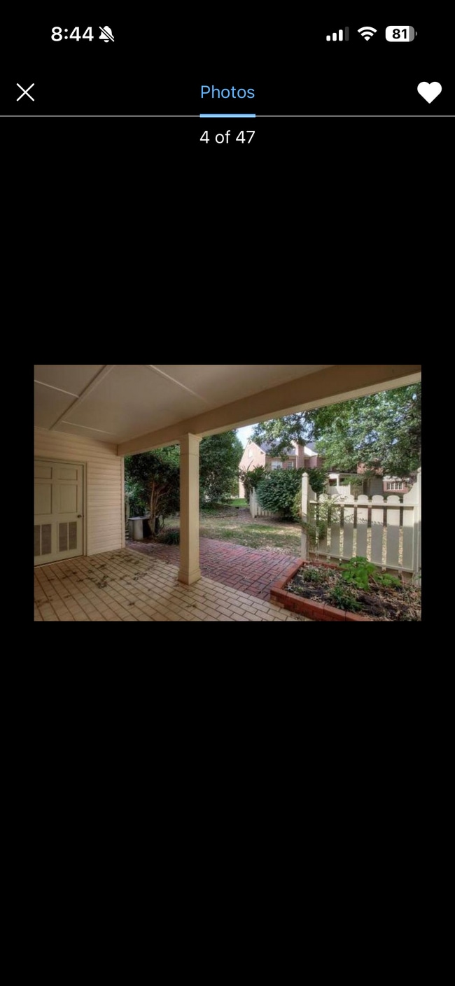 Photo - 603 E Mountcastle Dr