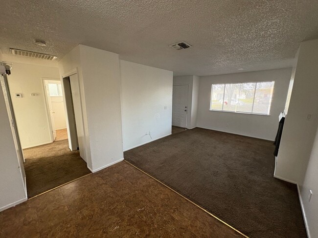 Photo - 2096 Unidad 2517