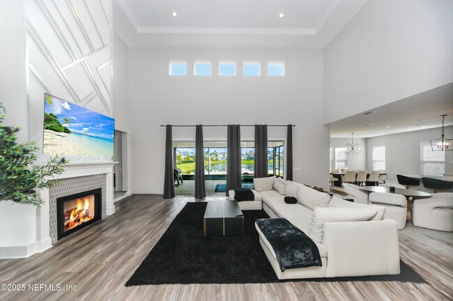 Photo - 151 Hillendale Cir