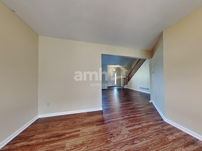 Photo - 1371 Stableview Cir