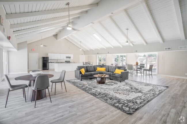 Club House - Osborne Hills