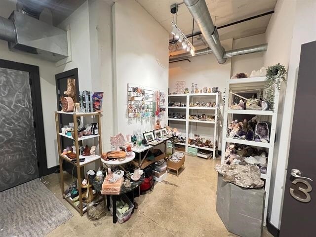 Photo - 190 Christopher Columbus Dr Unidad 5C