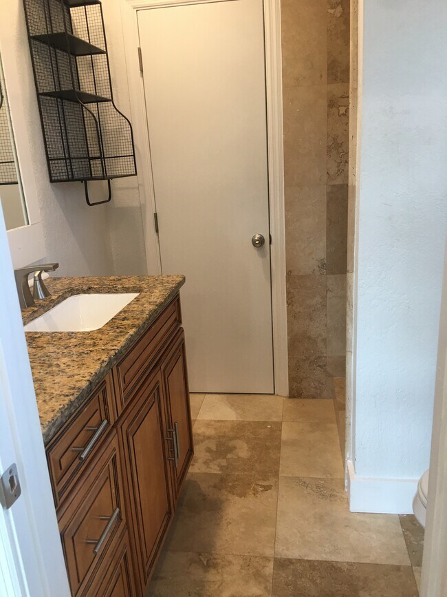 Photo - 701 Patricia Ave Casa