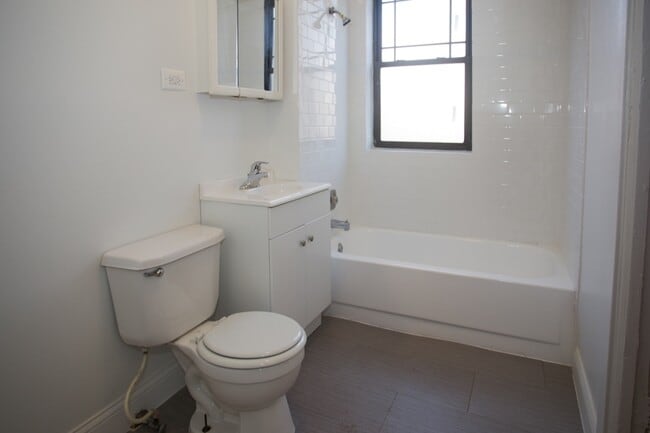 Photo - 5452 S. Ellis Avenue