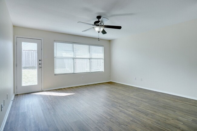 Photo - Spacious Duplex Townhome in Quiet Cul-de-Sac | Fresh Paint | 15-Month Lease