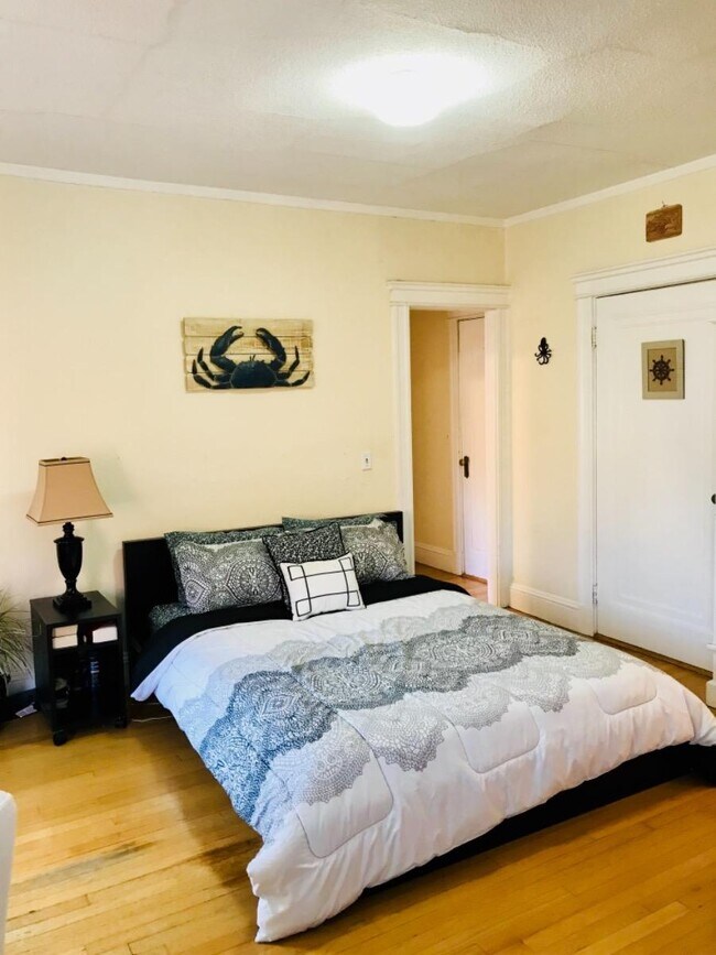 Photo - 122 Riverway Unit 12A