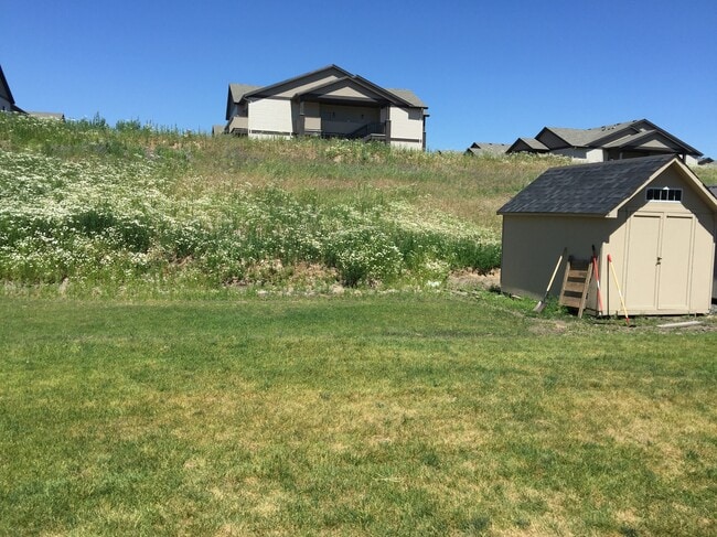 Photo - 1740 SW Panorama Dr