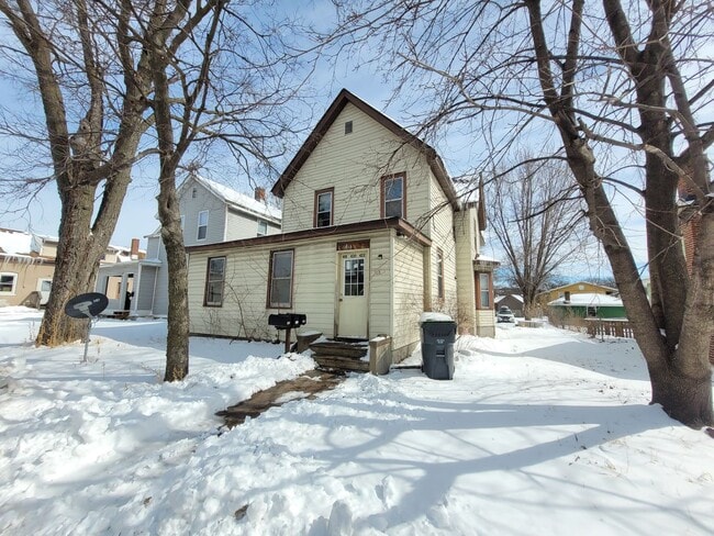 Building Photo - nre418 Unit 418