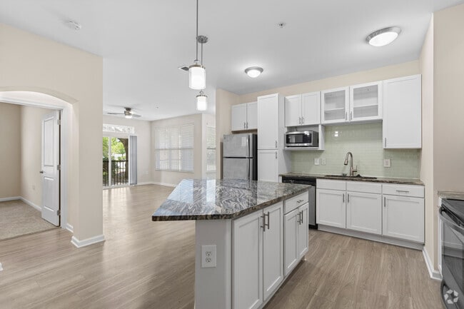 2 BD - 2 BTH - East Beach Marina