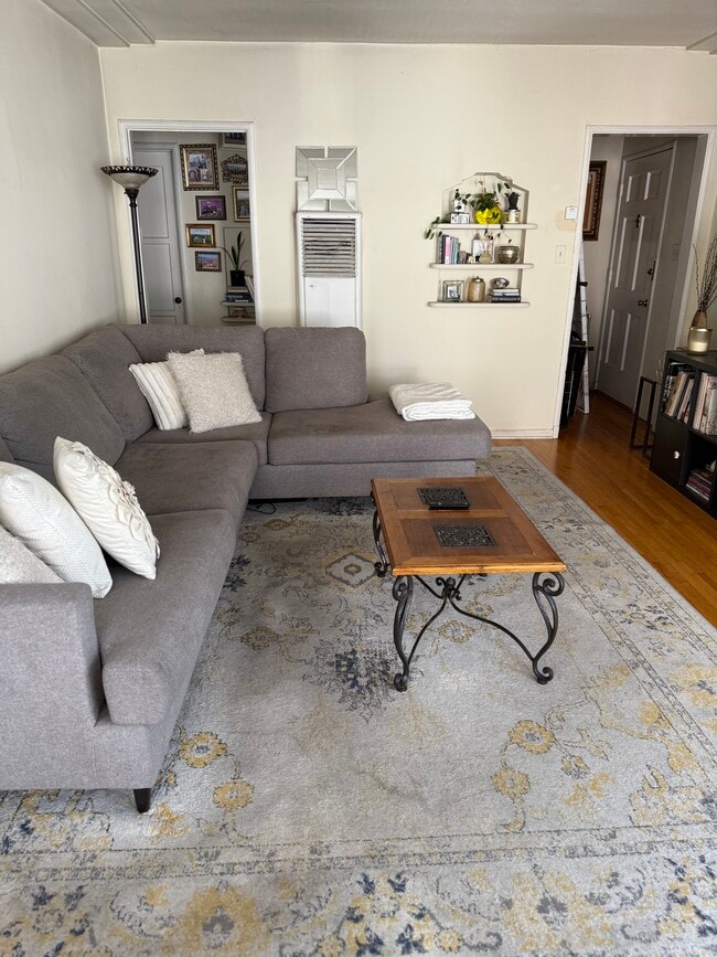 Photo - 346 N Curson Ave Unit 348.5