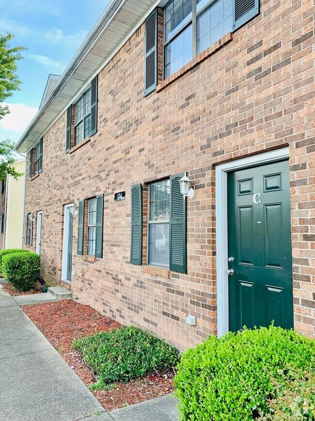 Building Photo - 124 Hillridge Ct Rental